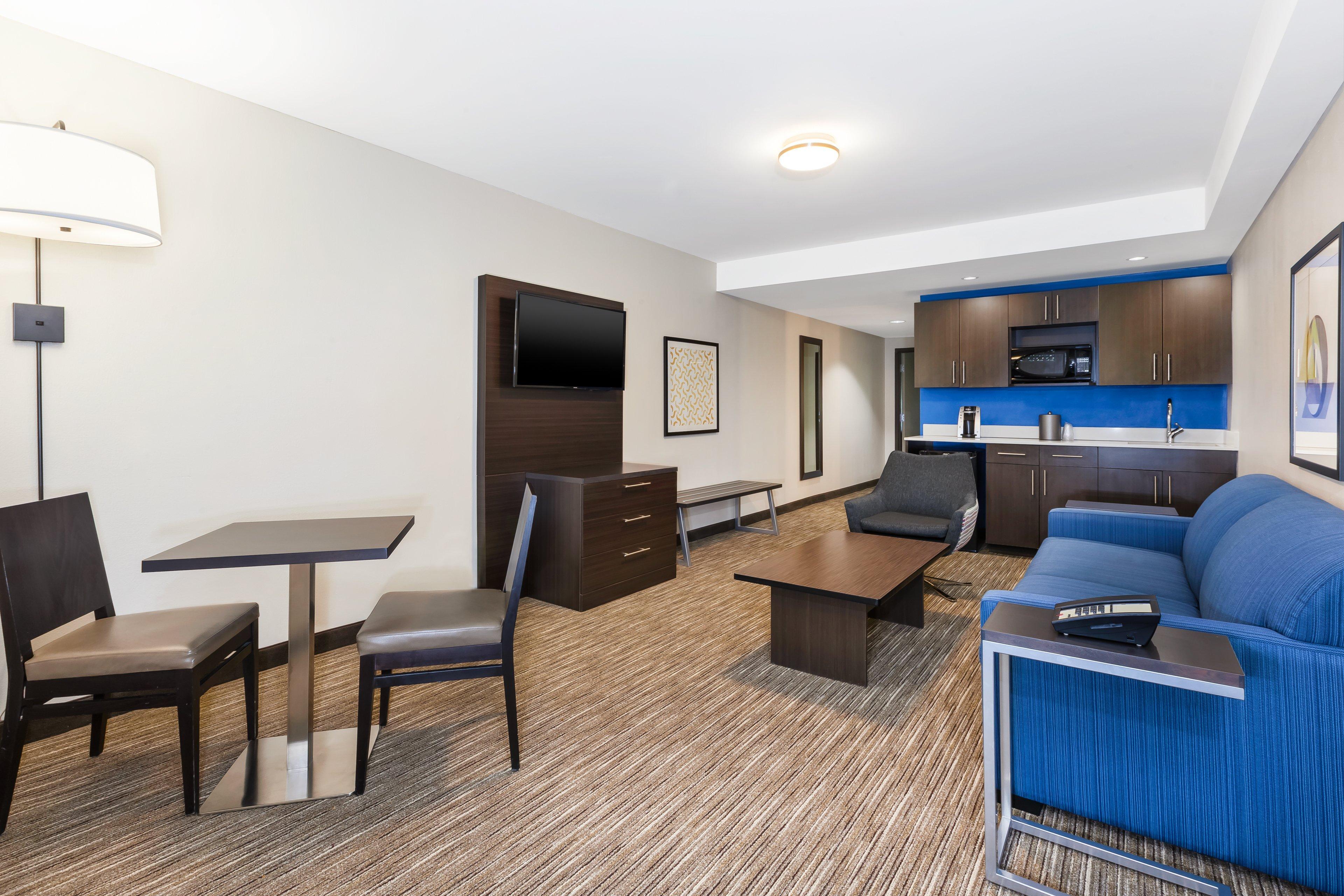 Holiday Inn Express Winnipeg Airport - Polo Park By Ihg Екстер'єр фото